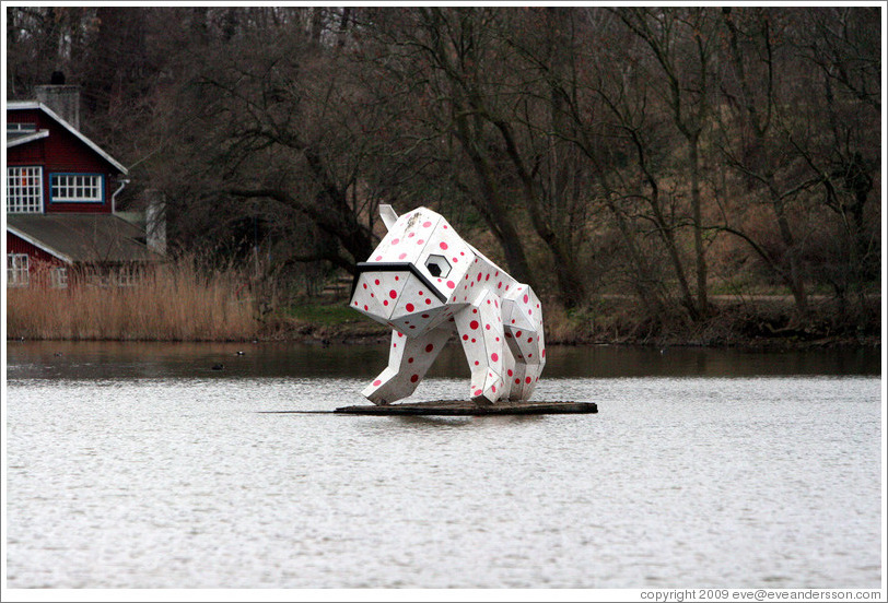Floating dog (?) sculpture.  Stadsgraven (City Pond).