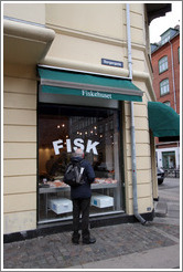 Fiskehuset Boland, odorous at half a block at way.  Borgergade, city centre.