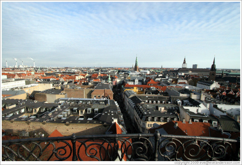 View to the southeast from Rundetaarn (The Round Tower). Kunsthallen Nikolaj is in the center.