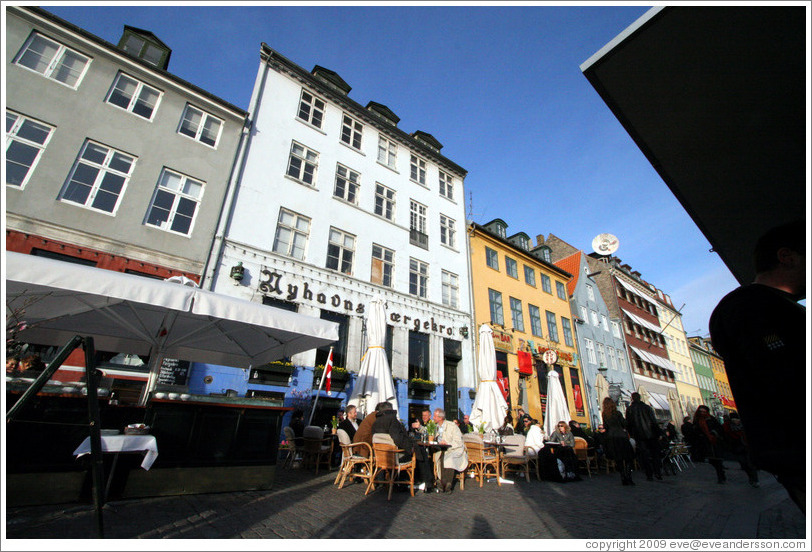 Restaurants.  Nyhavn (New Harbor).