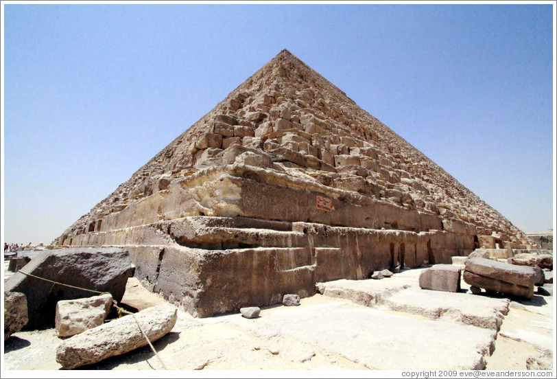 Pyramid of Khafre, the 2nd largest of the pyramids at Giza.