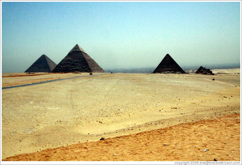 The Pyramids of Giza.  From left to right: Pyramid of Khufu (the Great Pyramid of Giza), Pyramid of Khafre, Pyramid of Menkaure, and Pyramids of Queens.