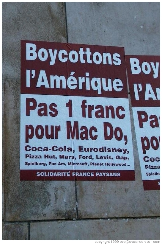 Sign on the wall of the Intitut de France.