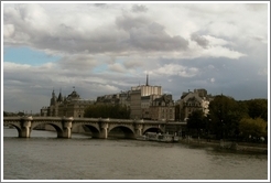 Bridge to Ile de la Cite.