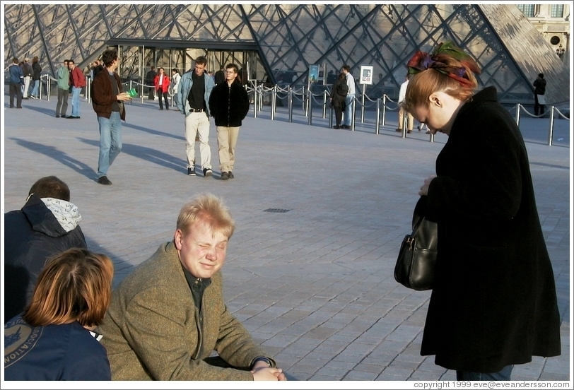 Louvre.  Tracy, Malte, and Eve.