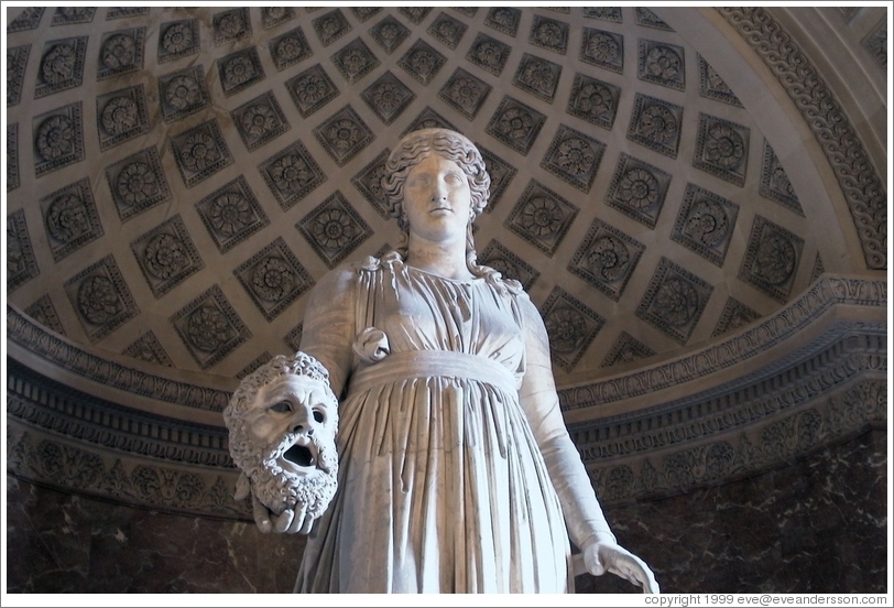 Louvre. Woman with head.