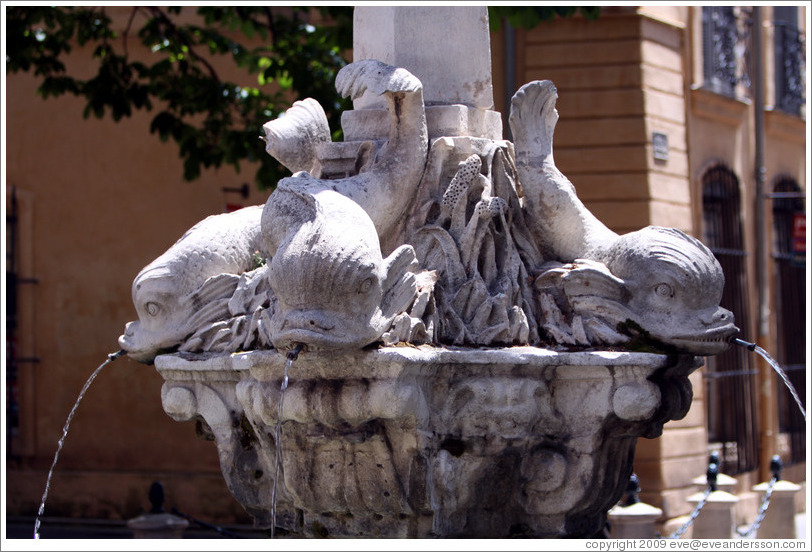 Fontaine des Quatre Dauphins (Fountain of the Four Dolphins). 17th century.  Quartier Mazarin.