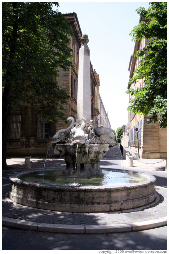 Fontaine des Quatre Dauphins (Fountain of the Four Dolphins). 17th century.  Quartier Mazarin.