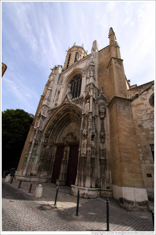 Cathedrale St-Sauveur.