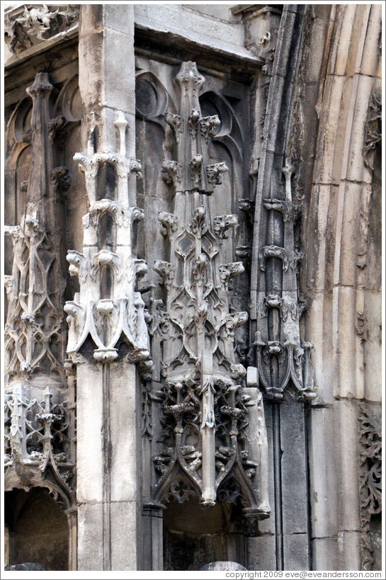 Decorations that look like mini-steeples.  Cathedrale St-Sauveur.