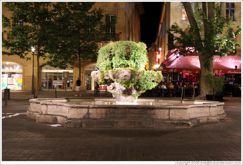 Fontaine des Neuf Canons (Nine Cannons) at night.  Built in 1691.  Cours Mirabeau.