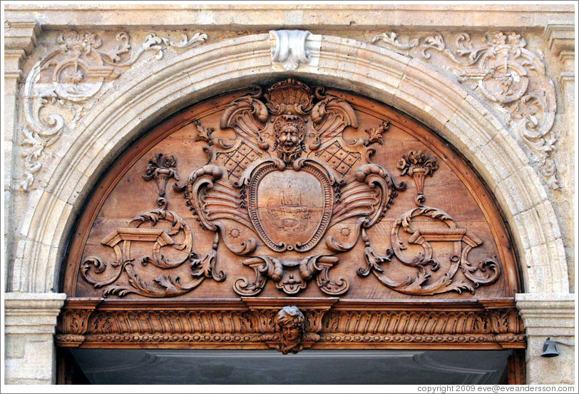 Palais Archiepiscopal (Archbishop's Palace), decorations above door.