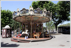 Merry-go-round.  Place de la Rotonde.