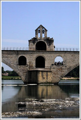 Pont Saint-B?zet, a.k.a. Pont d'Avignon, built between 1171 and 1185.