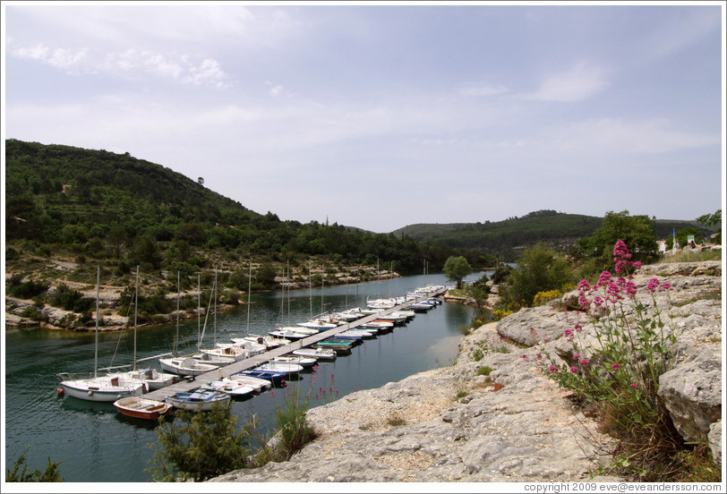 Boats in the Lac d'Esparron.