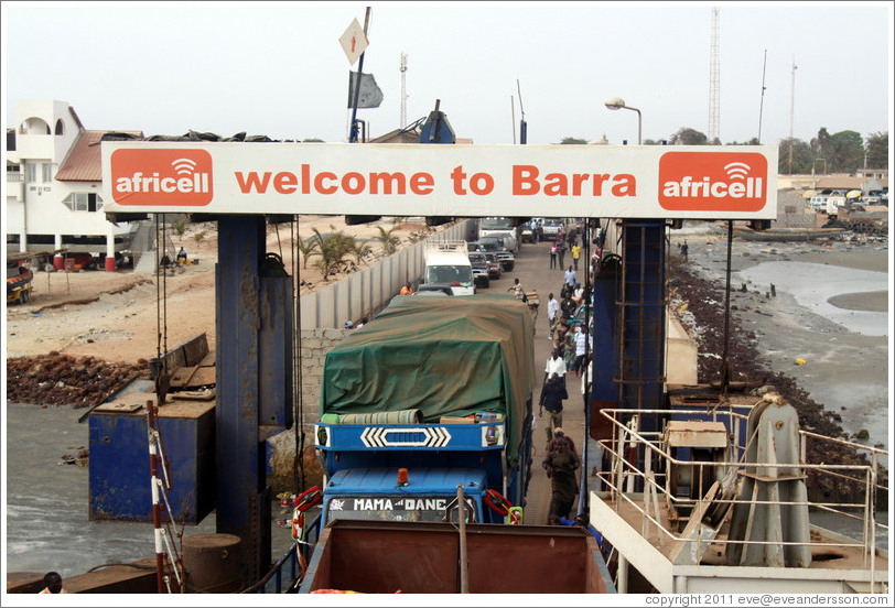 Ferry sign: "Welcome to Barra".