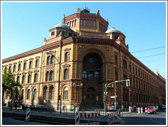 Post office near Neue Synagogue.