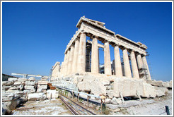 The Parthenon (&#928;&#945;&#961;&#952;&#949;&#957;&#974;&#957;&#945;&#962;) at the Acropolis (&#913;&#954;&#961;&#972;&#960;&#959;&#955;&#951;).