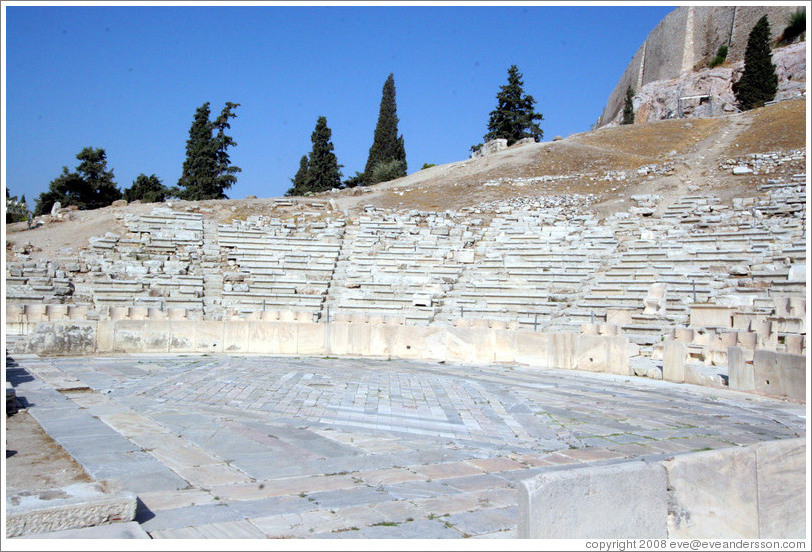 The Theatre of Dionysus (&#920;&#941;&#945;&#964;&#961;&#959; &#964;&#959;&#965; &#916;&#953;&#959;&#957;&#973;&#963;&#959;&#965;) at the Acropolis (&#913;&#954;&#961;&#972;&#960;&#959;&#955;&#951;).