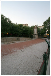 The Lysikrates Choregic Monument (&#967;&#959;&#961;&#951;&#947;&#953;&#954;&#972; &#956;&#957;&#951;&#956;&#949;&#943;&#959; &#964;&#959;&#965; &#923;&#965;&#963;&#953;&#954;&#961;&#940;&#964;&#951;) on the Ancient Street of the Tripods (&#945;&#961;&#967;&#945;&#943;&#945;&#962; &#959;&#948;&#959;&#973; &#964;&#969;&#957; &#932;&#961;&#953;&#960;&#972;&#948;&#969;&#957;).