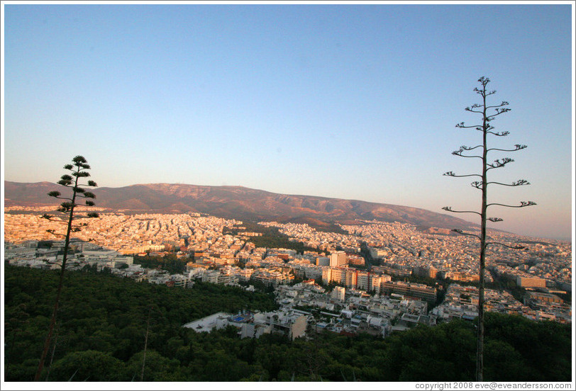 Athens viewed from Mount Lycabettus (&#923;&#965;&#954;&#945;&#946;&#951;&#964;&#964;&#972;&#962;).