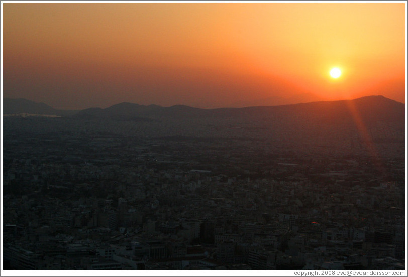 Athens viewed from Mount Lycabettus (&#923;&#965;&#954;&#945;&#946;&#951;&#964;&#964;&#972;&#962;) at sunset.