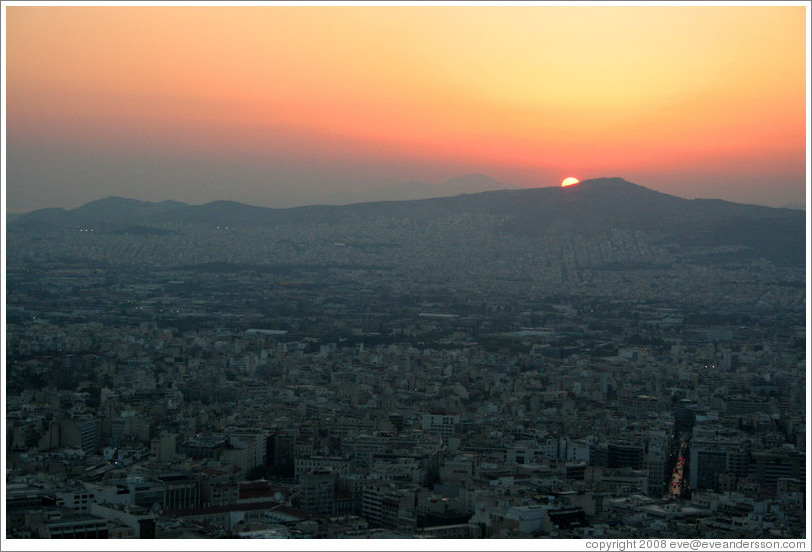 Athens viewed from Mount Lycabettus (&#923;&#965;&#954;&#945;&#946;&#951;&#964;&#964;&#972;&#962;) at sunset.