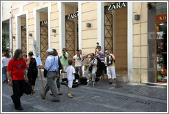 Street performers.  Ermou (&#917;&#961;&#956;&#959;&#973;) street.