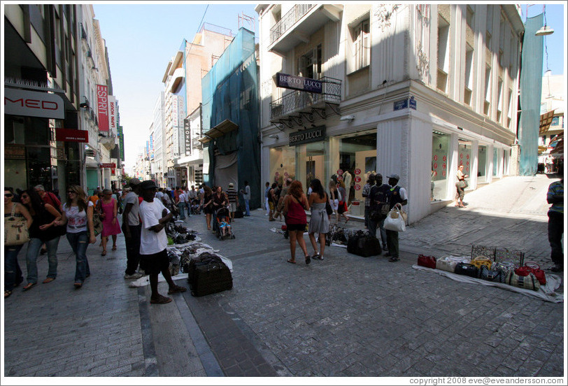 Street vendors.  Ermou (&#917;&#961;&#956;&#959;&#973;) street.