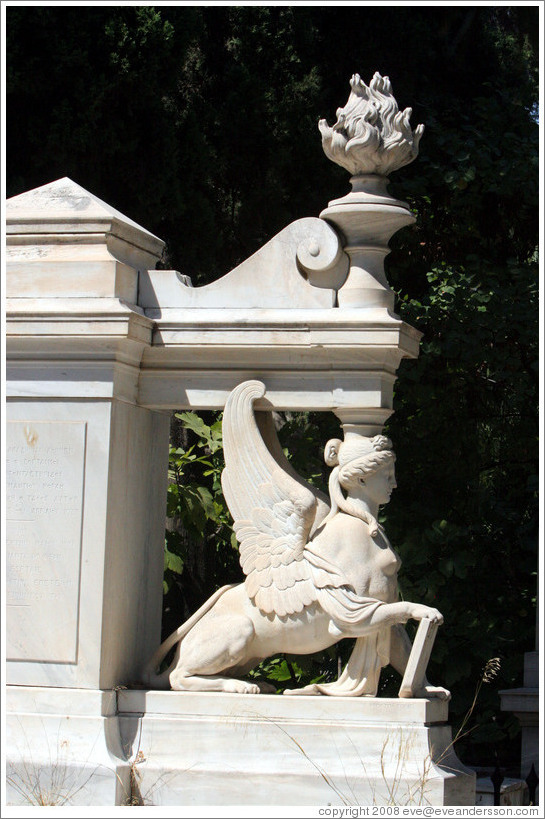 Winged female figure.  The First Cemetery of Athens (&#928;&#961;&#974;&#964;&#959; &#925;&#949;&#954;&#961;&#959;&#964;&#945;&#966;&#949;&#943;&#959; &#913;&#952;&#951;&#957;&#974;&#957;).