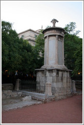 The Lysikrates Choregic Monument (&#967;&#959;&#961;&#951;&#947;&#953;&#954;&#972; &#956;&#957;&#951;&#956;&#949;&#943;&#959; &#964;&#959;&#965; &#923;&#965;&#963;&#953;&#954;&#961;&#940;&#964;&#951;) on the Ancient Street of the Tripods (&#945;&#961;&#967;&#945;&#943;&#945;&#962; &#959;&#948;&#959;&#973; &#964;&#969;&#957; &#932;&#961;&#953;&#960;&#972;&#948;&#969;&#957;). 