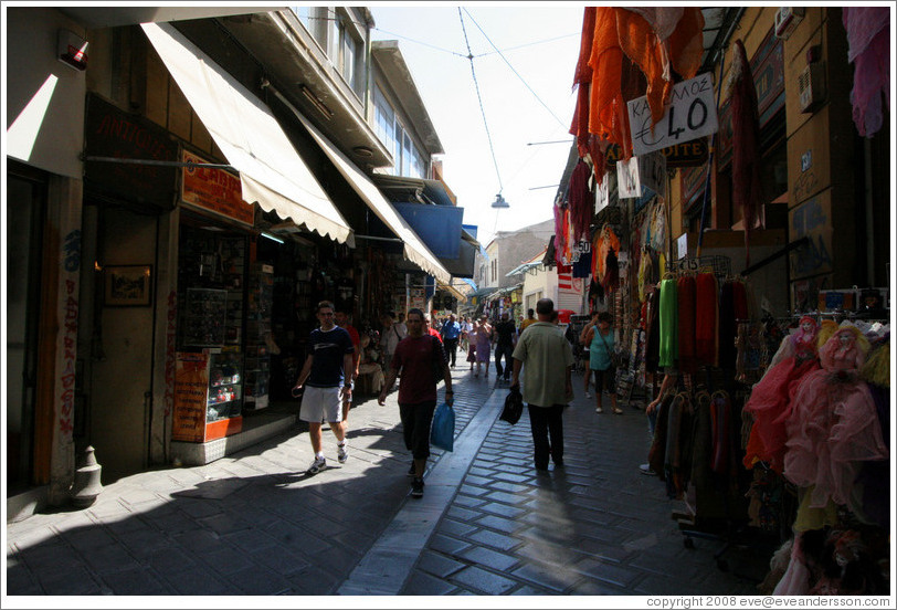 Flea market in the Monastiraki (&#924;&#959;&#957;&#945;&#963;&#964;&#951;&#961;&#940;&#954;&#953;) neighborhood.