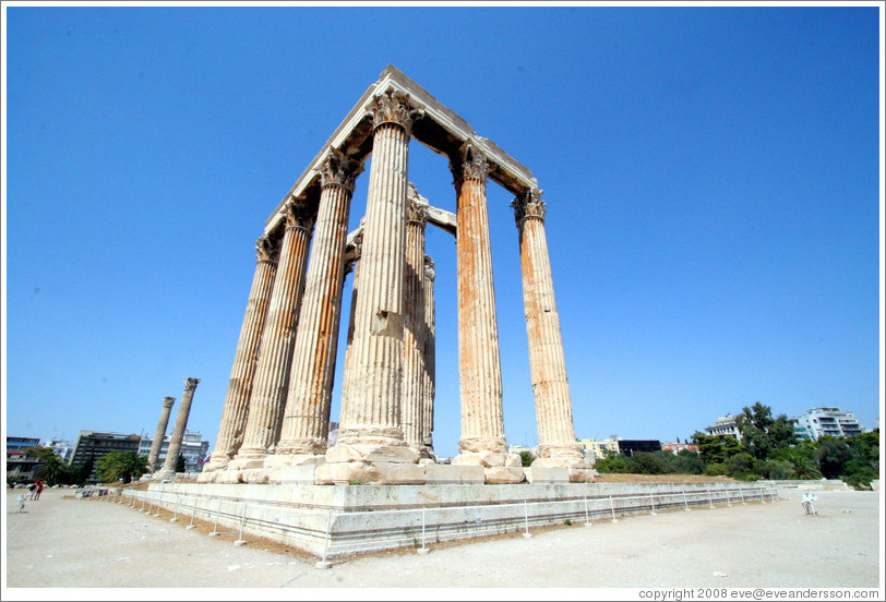 Temple of Olympian Zeus (&#927;&#955;&#965;&#956;&#960;&#943;&#959;&#965; &#916;&#953;&#972;&#962;).