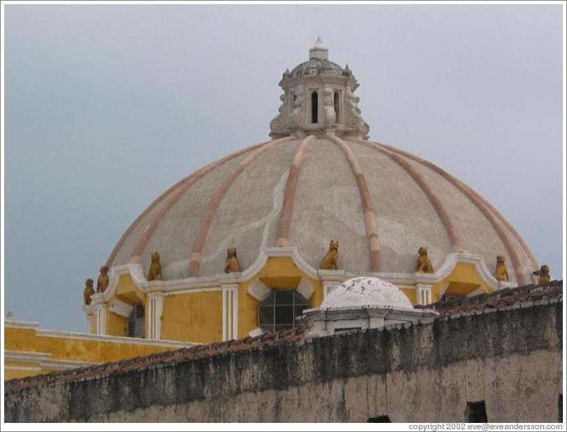 Dome of the Iglesia Merced.