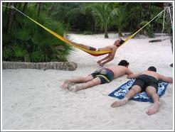 Pete, Jos&eacute; Luis, and Alejandro, resting.