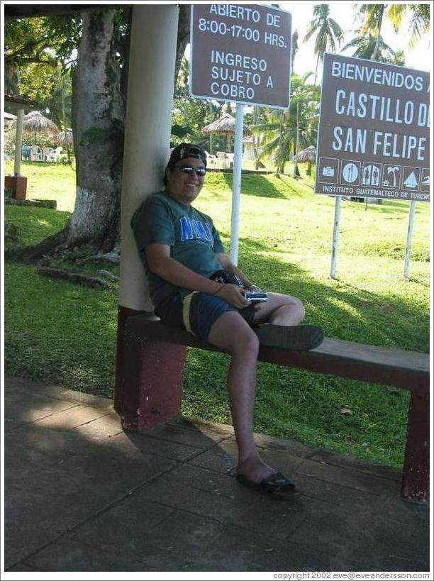 Castillo de San Felipe.  Jos&eacute; Luis resting.