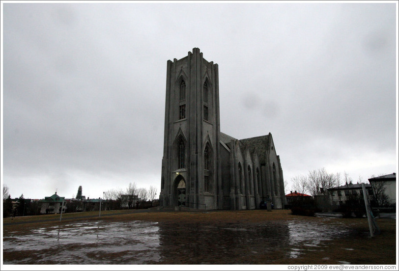 D?rkja Krists Konungs (Christ the King Cathedral), more commonly referred to as Kristskirkja or Landakotskirkja.