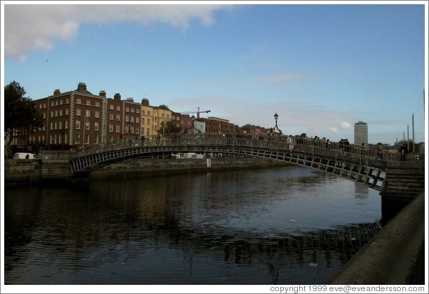 I found out, after taking a few pictures of this bridge, that it is the most photographed bridge in Dublin. I can see why; it has a soothing curvature.