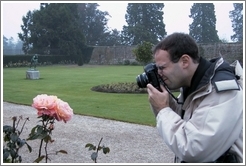 Philip Greenspun photographing a rose.