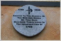 Commemoration of the Insurrection of 1798 (on the side of a non-descript building).