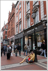 Didgeridoo player.  Grafton Street.	