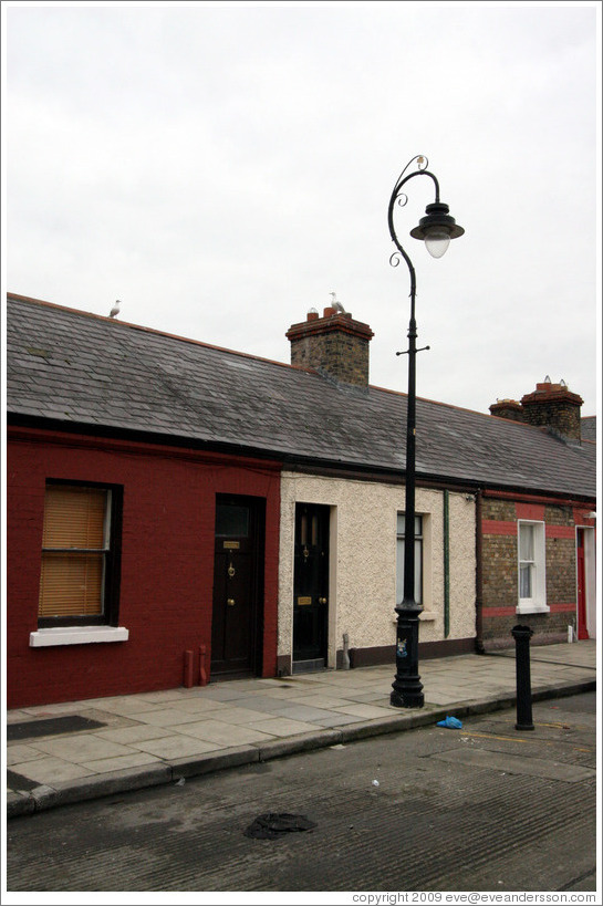 Houses.  New Street North.