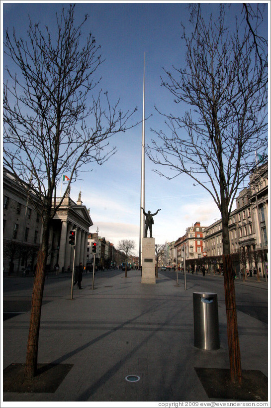 The Spire, behind statue of James Larkin.  O'Connell St.