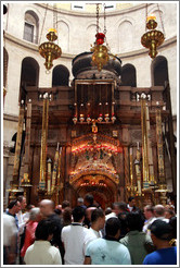 Outside of Christ's tomb, with crowd waiting to enter.   Church of the Holy Sepulchre, Christian Quarter, Old City of Jerusalem.