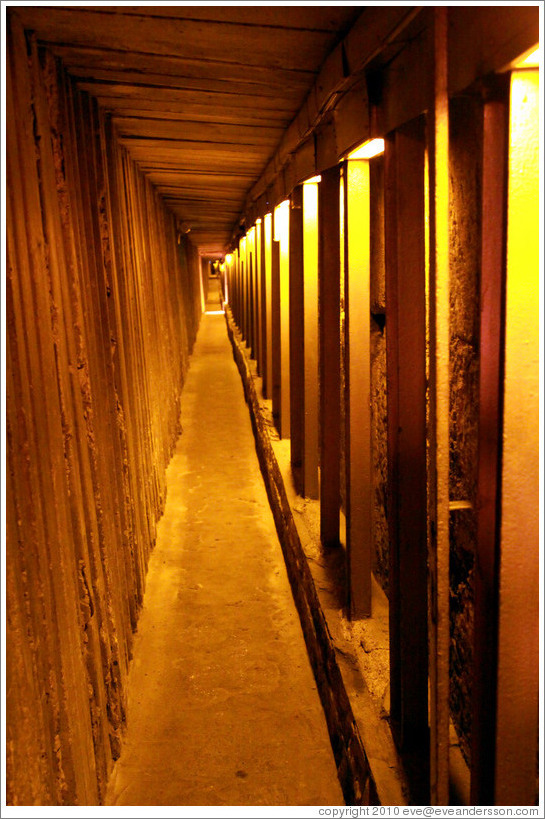 Western Wall Tunnel.