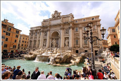 Fontana di Trevi (Trevi Fountain).