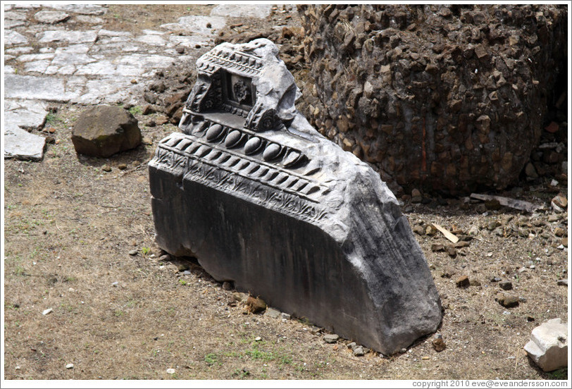 Stone remains, Foro di Cesare.