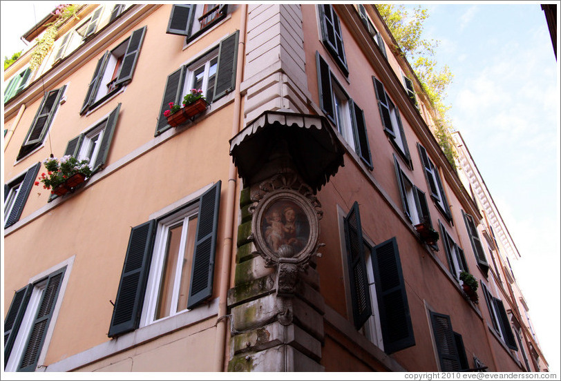 Oratory, Via dei Maroniti.