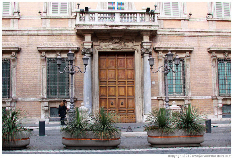 Door, Palazzo Madama.