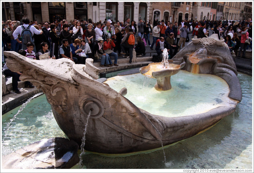 Fontana della Barcaccia (Fountain of the Old Boat), a Baroque fountain built 1627-29, Piazza di Spagna.